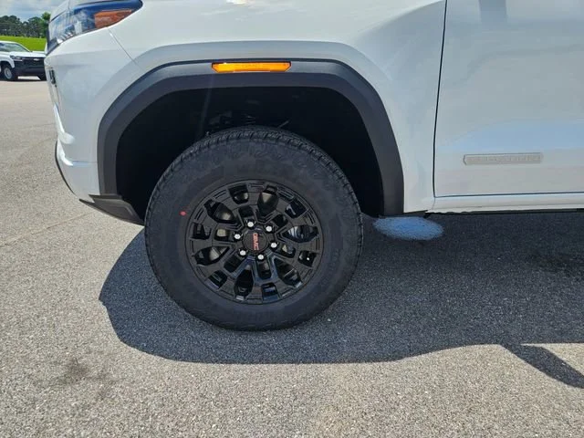 New 2026 Summit White GMC Elevation image 27