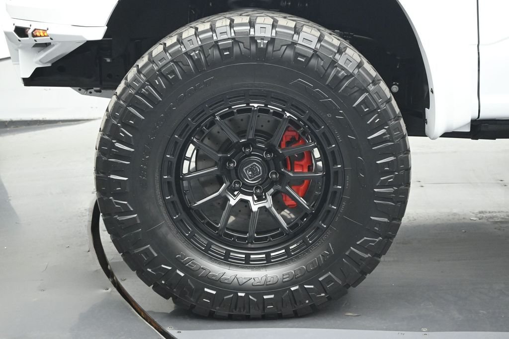 New 2026 Oxford White Ford Raptor image 26