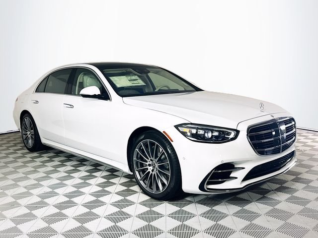 2026 Mercedes-Benz S-Class S 580e 4MATIC's photo