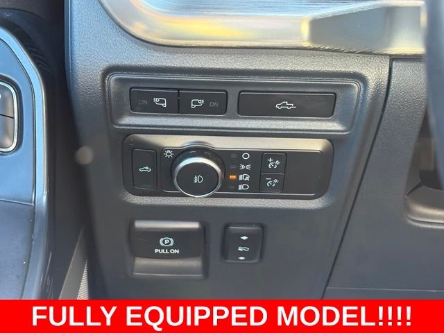 Used 2022 Red Ford Lariat image 19