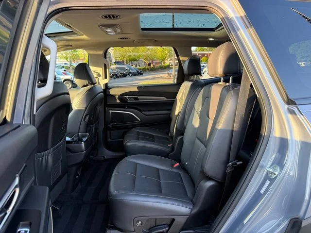 Used 2021 Silver Kia SX image 28
