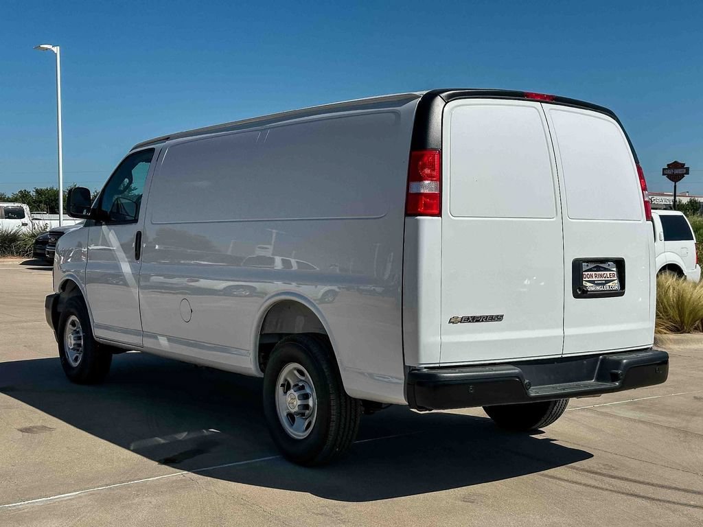 2025 Chevrolet Express Cargo Work Van - Photo 7
