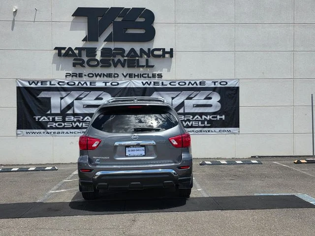 Used 2020 Gray Nissan S image 9