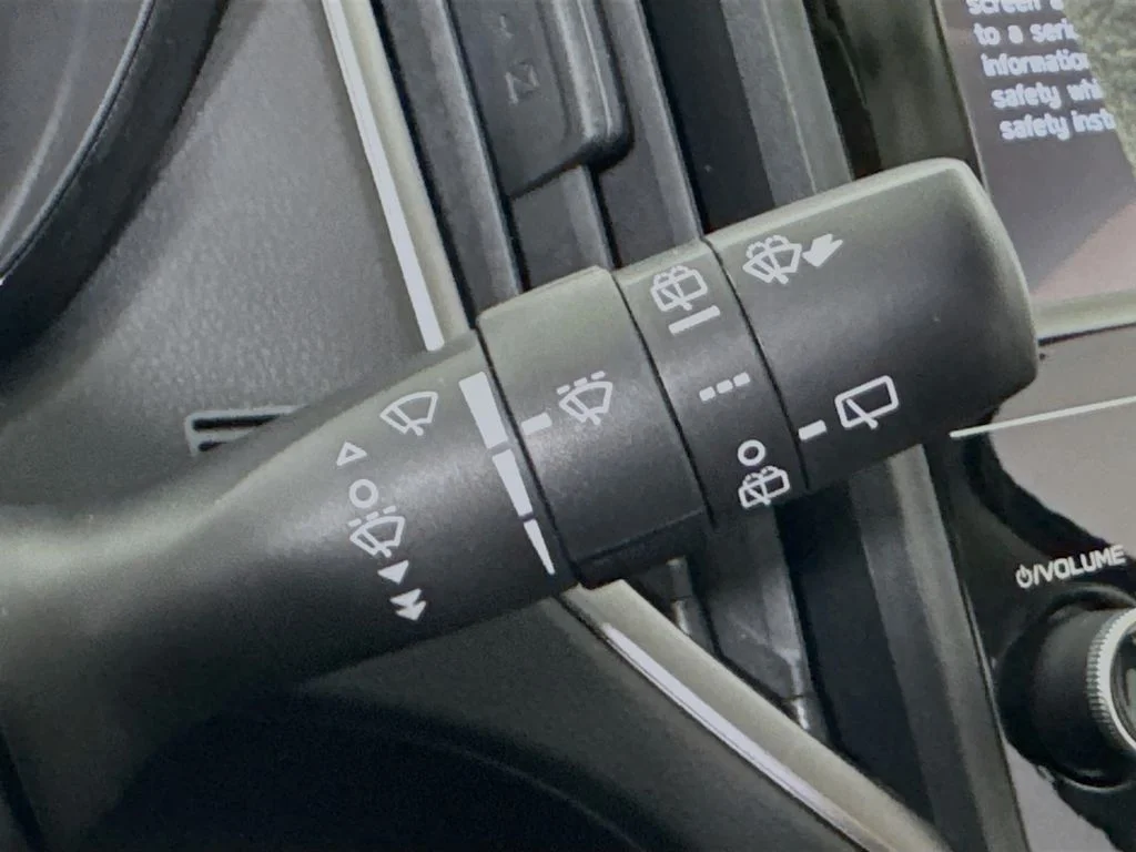 Used 2021 Blue Subaru Base image 13