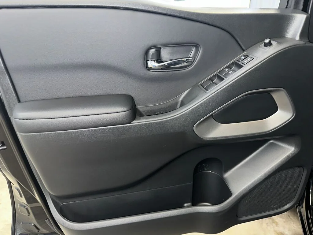 Used 2026 Super Black Nissan SV image 7