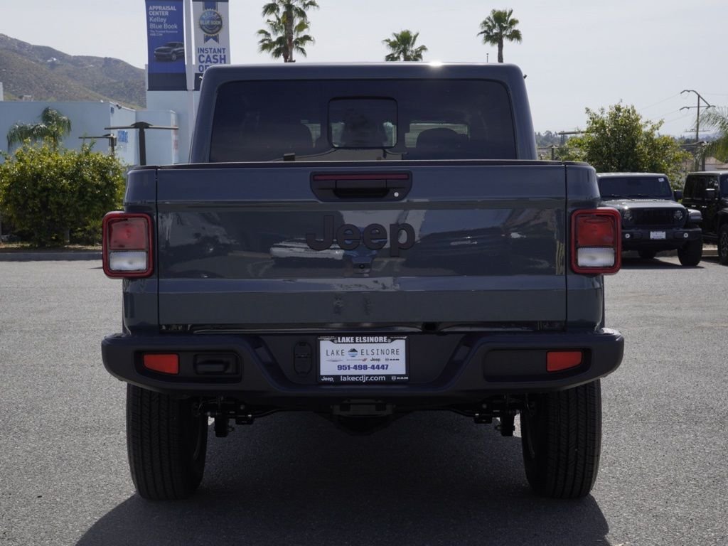 New 2026 Anvil Clear-Coat Exterior Paint Jeep Sport S Dark Sky Appearance image 4