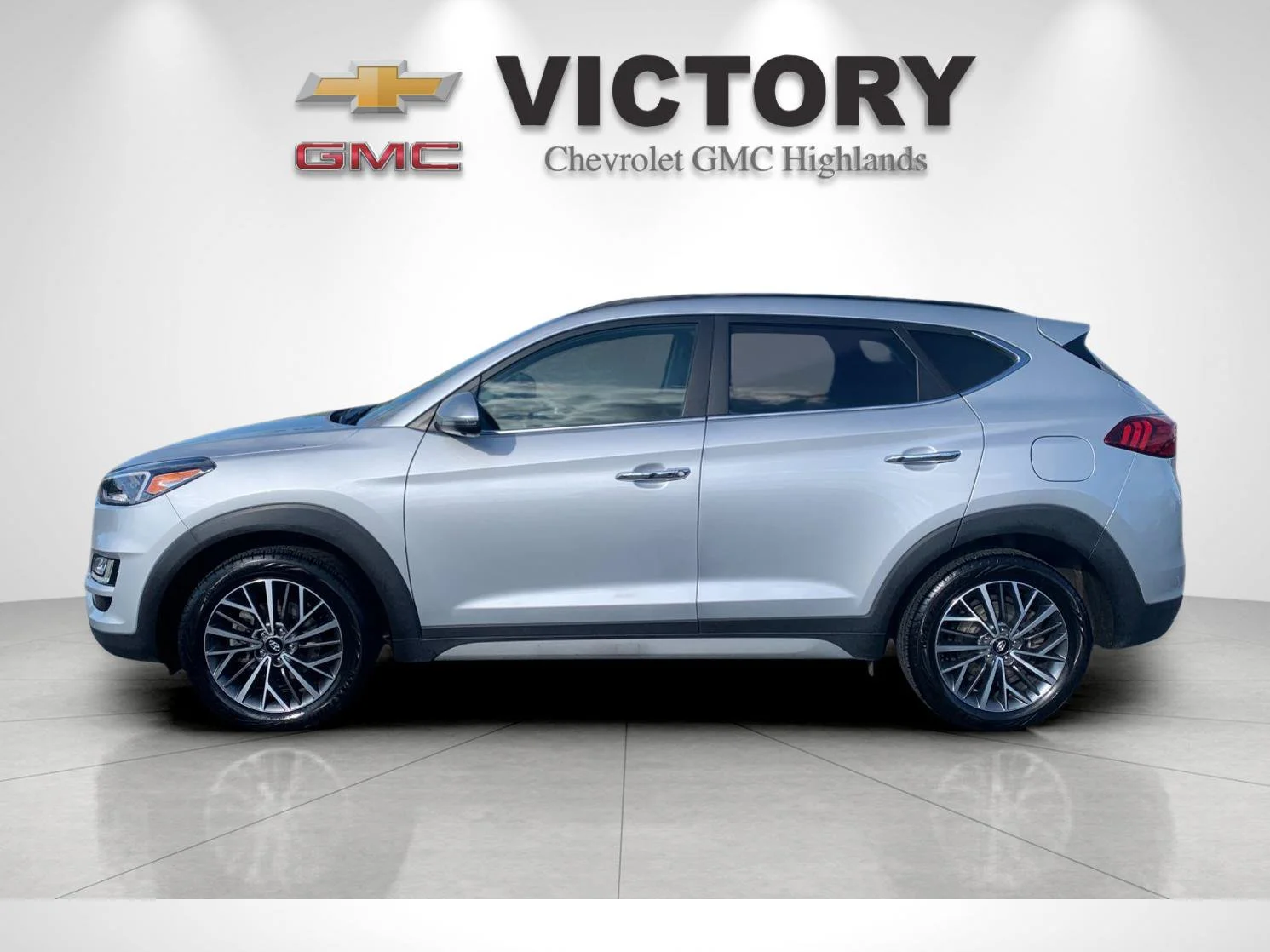 Used 2019 Molten Silver Hyundai Ultimate image 6