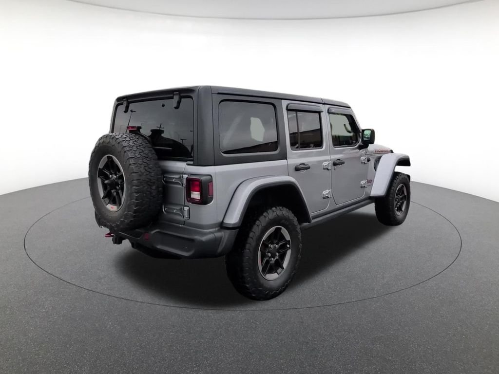 Certified Used 2018 Silver Jeep Unlimited Rubicon image 9