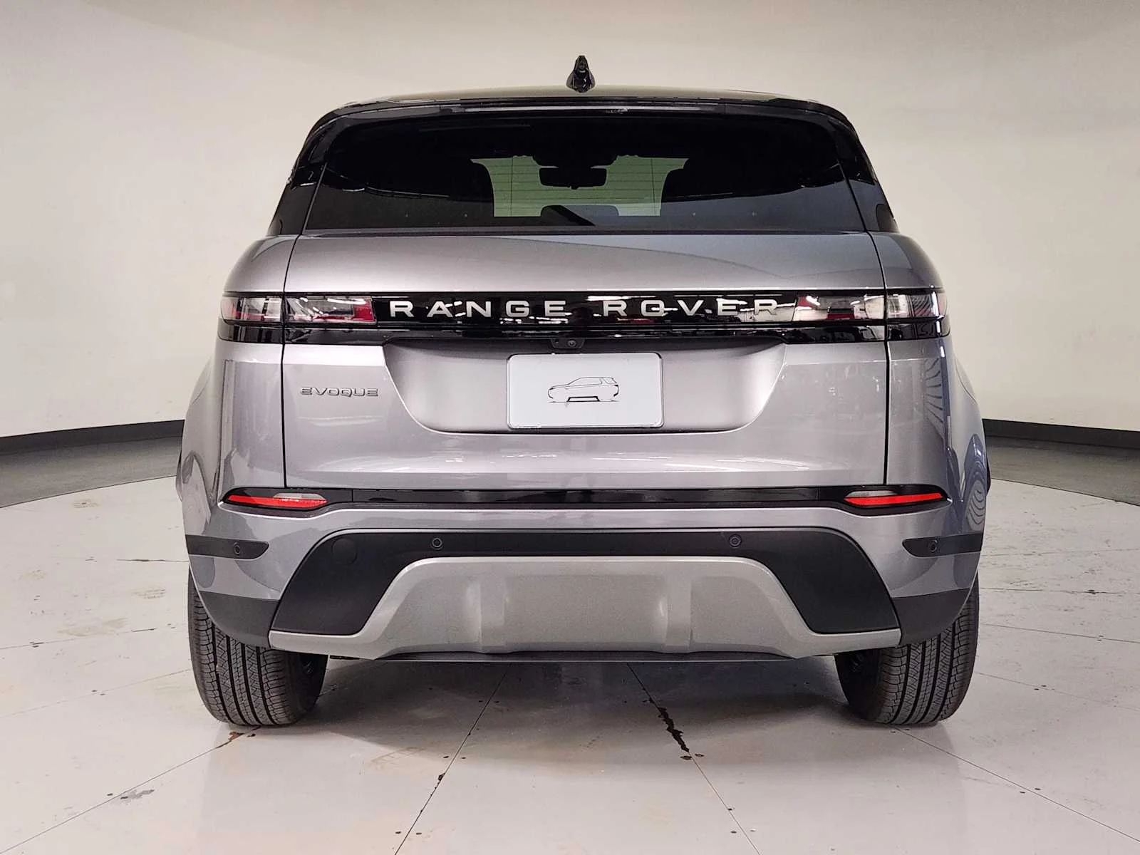 New 2026 Eiger Grey Metallic Land Rover Core S - AWD image 17