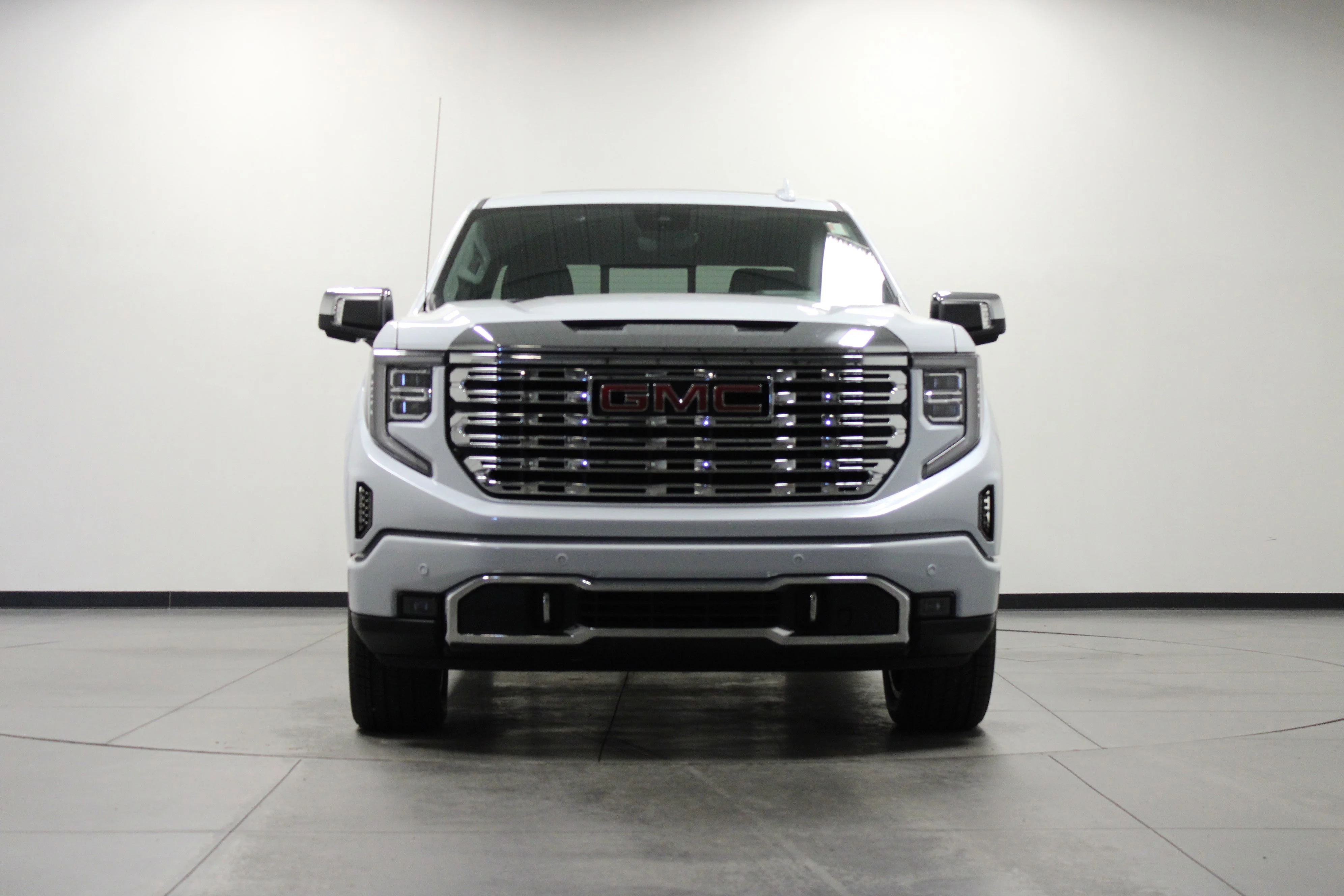 New 2026 Glacier White Tricoat GMC Denali image 9