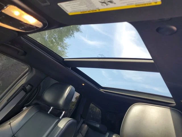 Used 2019 Billet Silver M Jeep High Altitude image 10