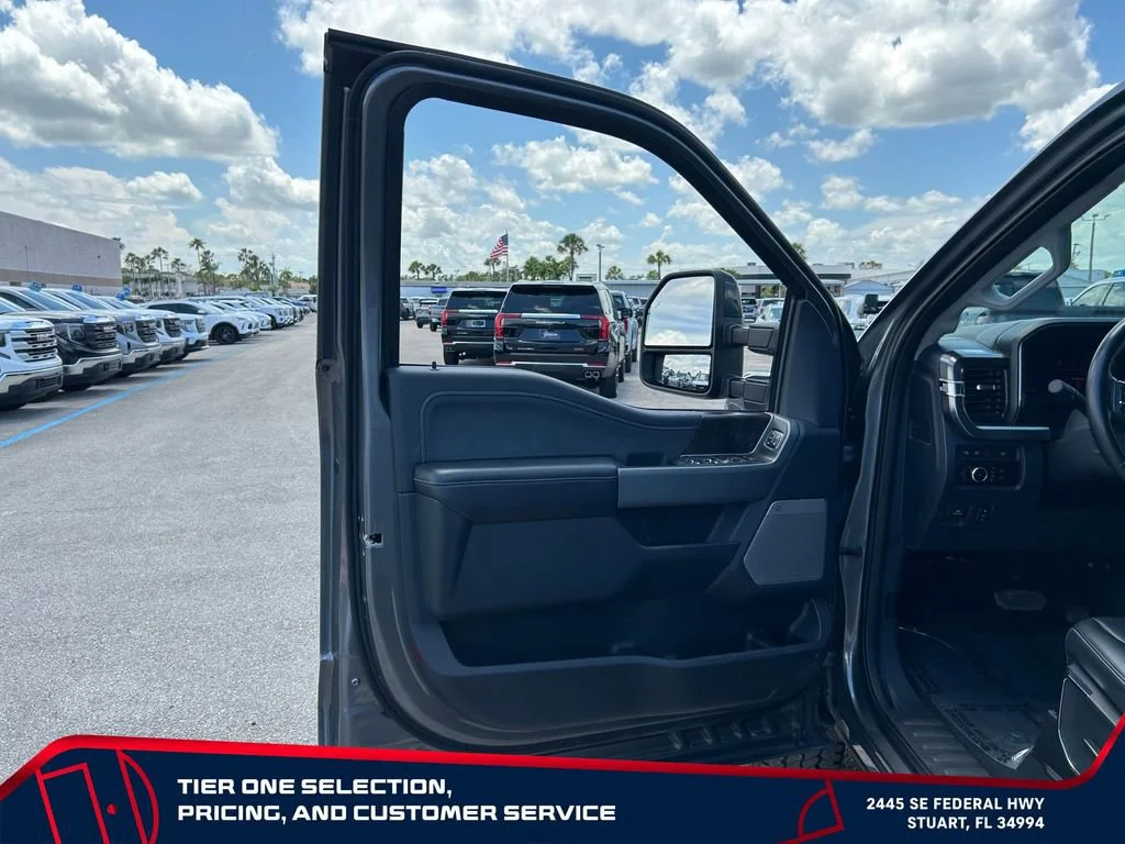 Used 2024 Gray Ford LARIAT image 11