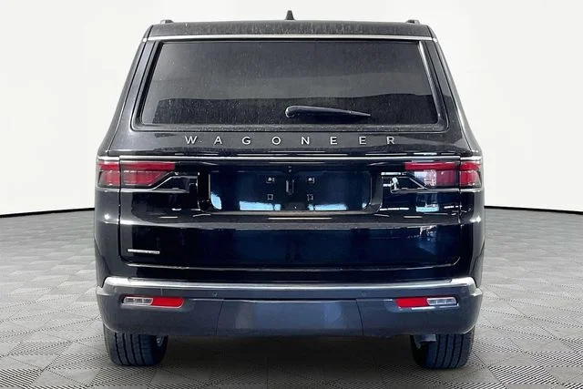 Used 2022 Black Jeep Series III image 4