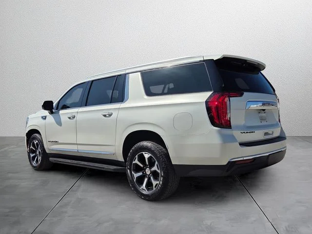 Used 2021 White GMC SLT image 3
