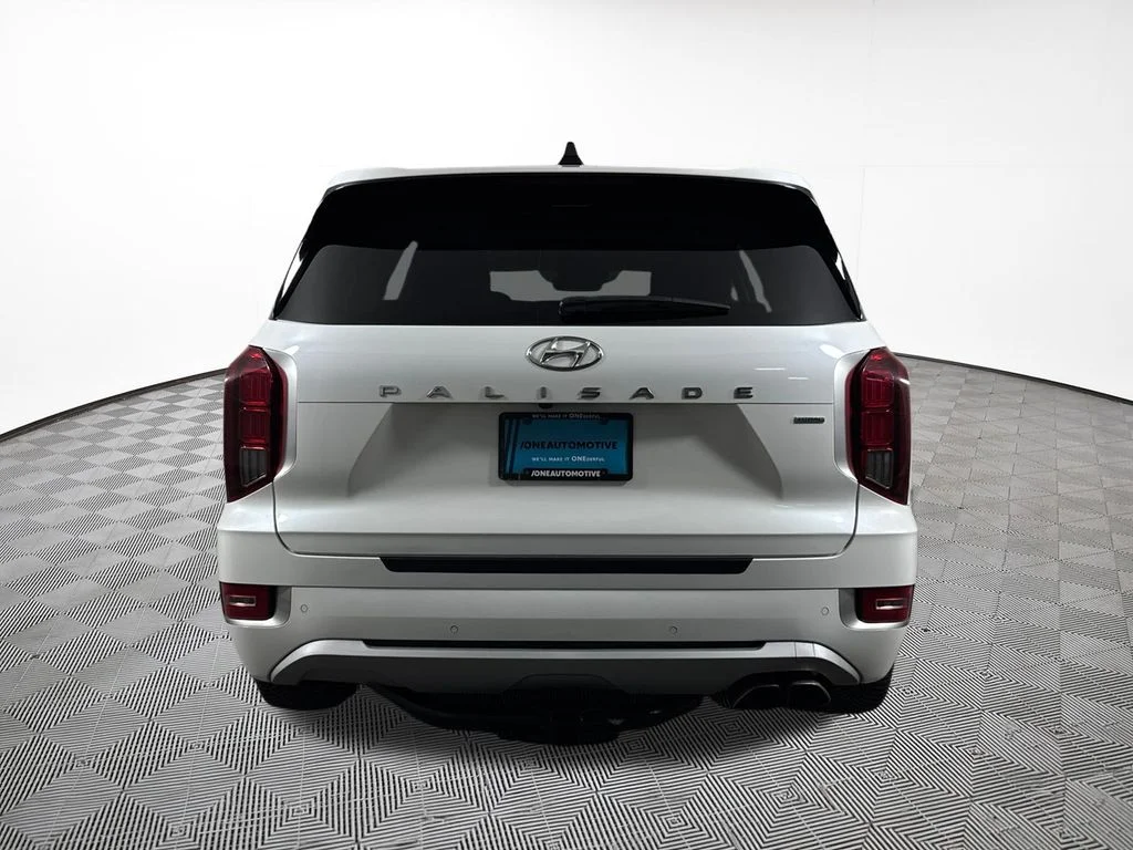 Used 2021 White Hyundai Limited image 10