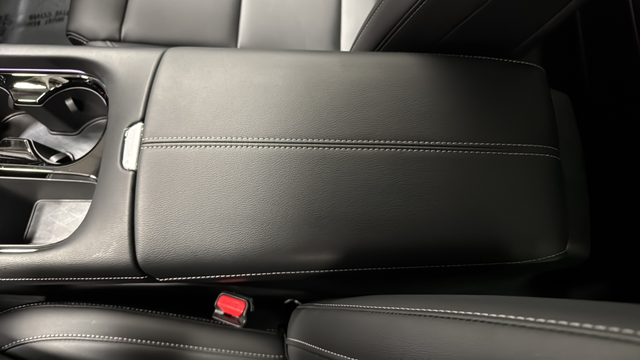 Used 2025 Deep Ocean Blue Pearl/Super Black Nissan SL image 20