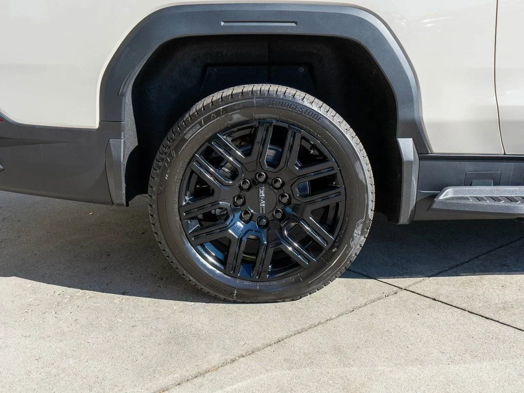 2026 GMC Sierra EV Elevation - Photo 31