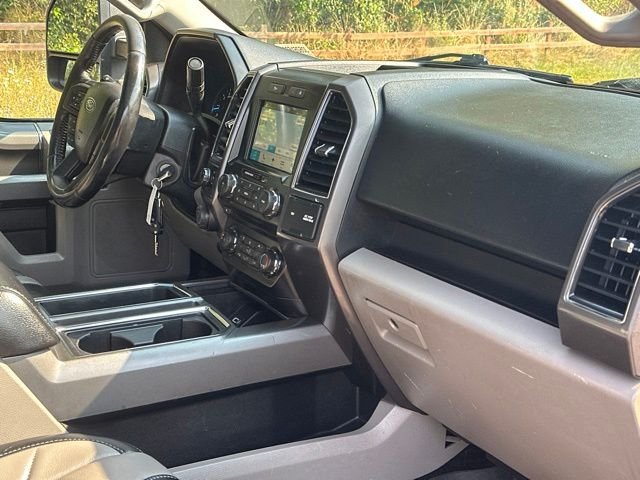Used 2017 Shadow Black Ford XLT image 24