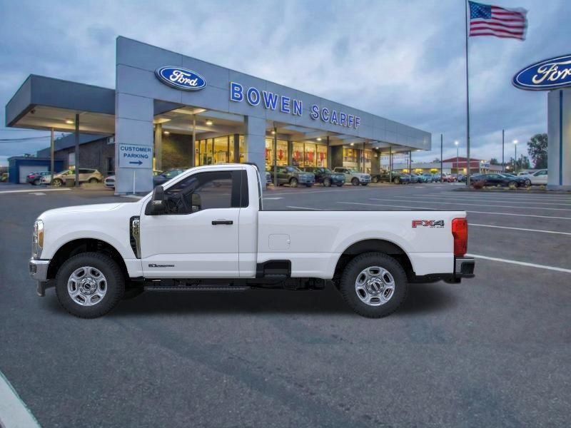 New 2026 Oxford White Ford XLT image 3