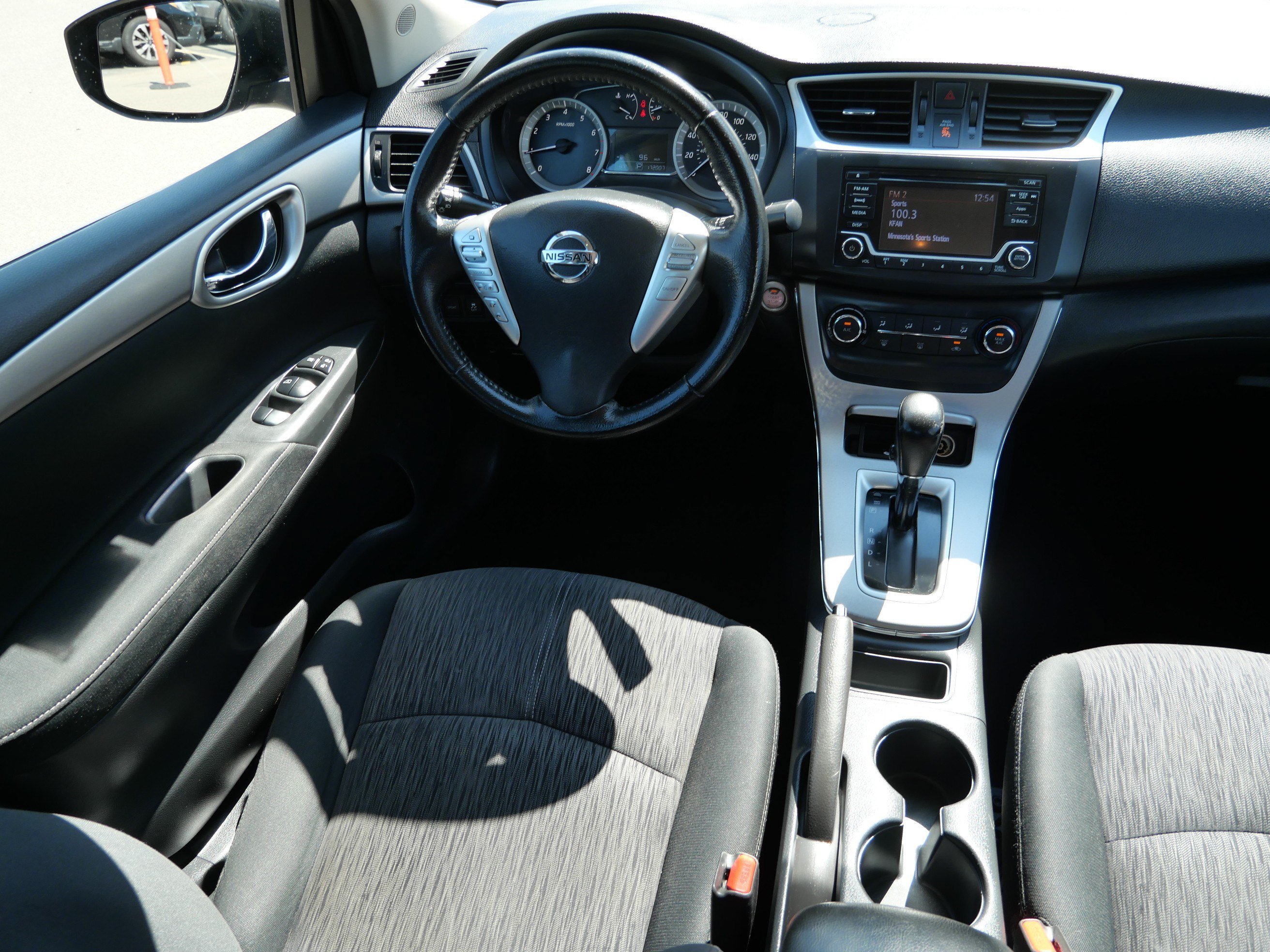 Used 2015 Amethyst Gray Nissan SV image 9