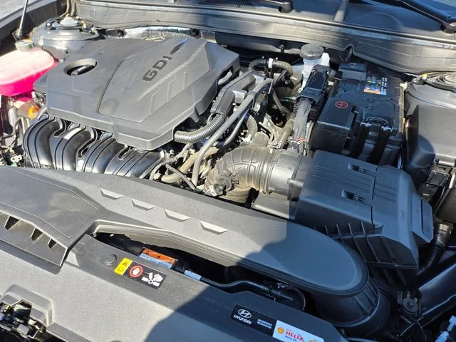 Used 2025 Gray Hyundai SEL image 22
