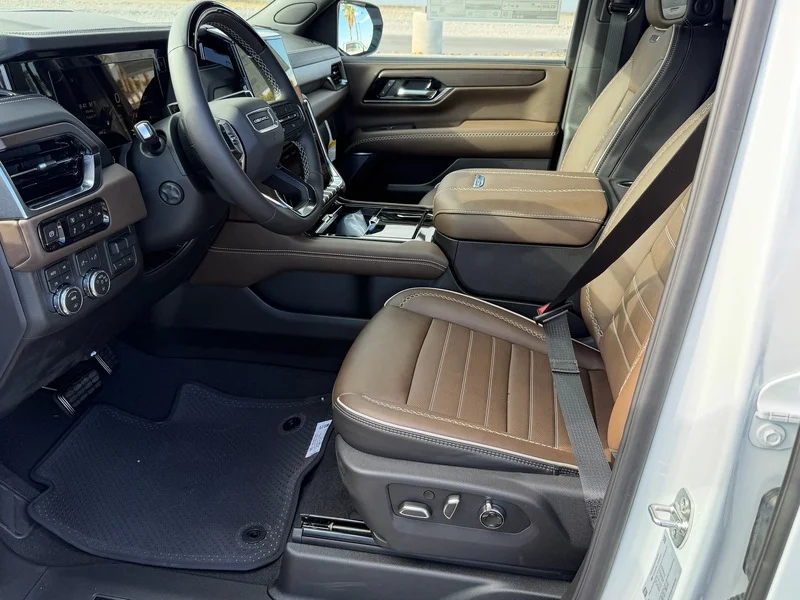 New 2026 Glacier White Tricoat GMC Denali Ultimate image 15