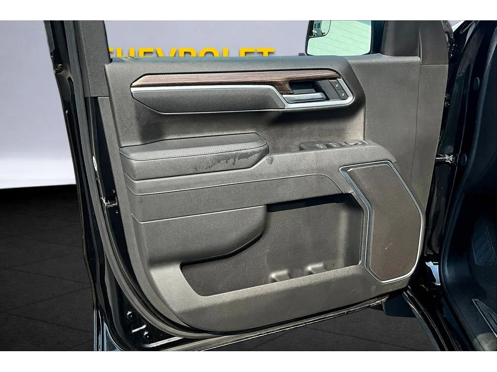 Used 2026 Black Chevrolet RST image 16