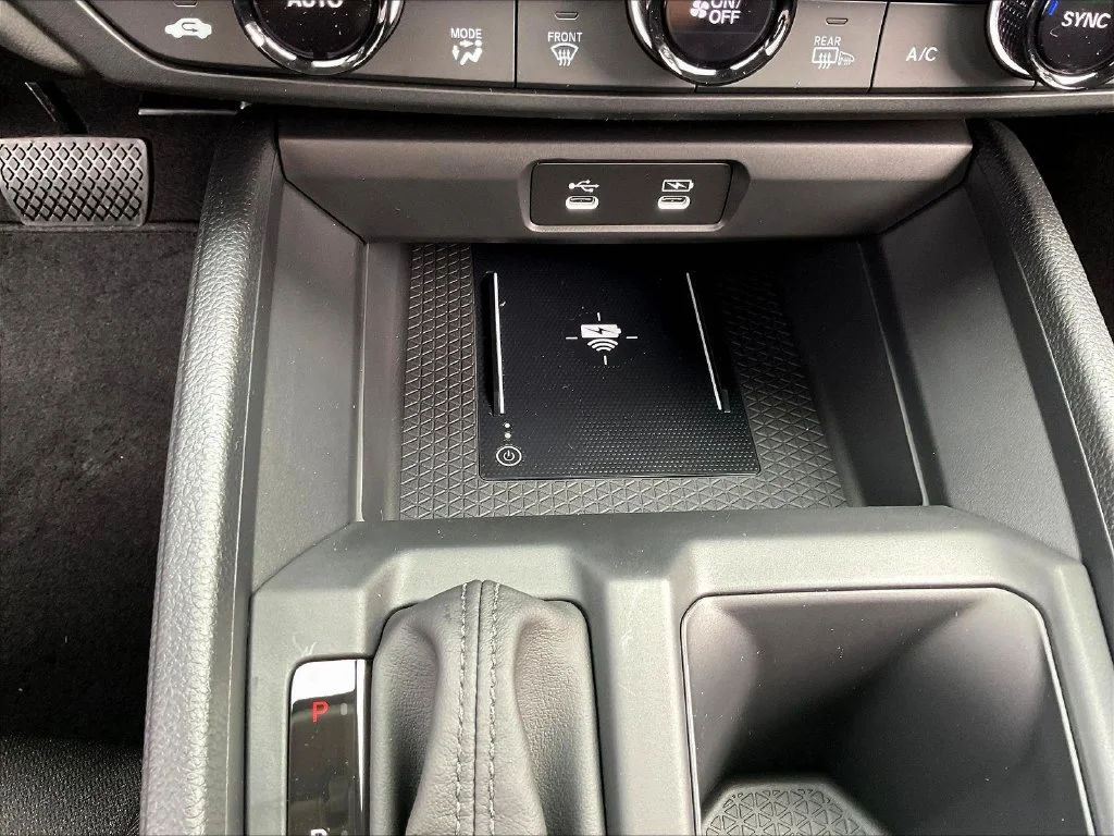 New 2026 Meteorite Gray Metallic Honda SE image 17