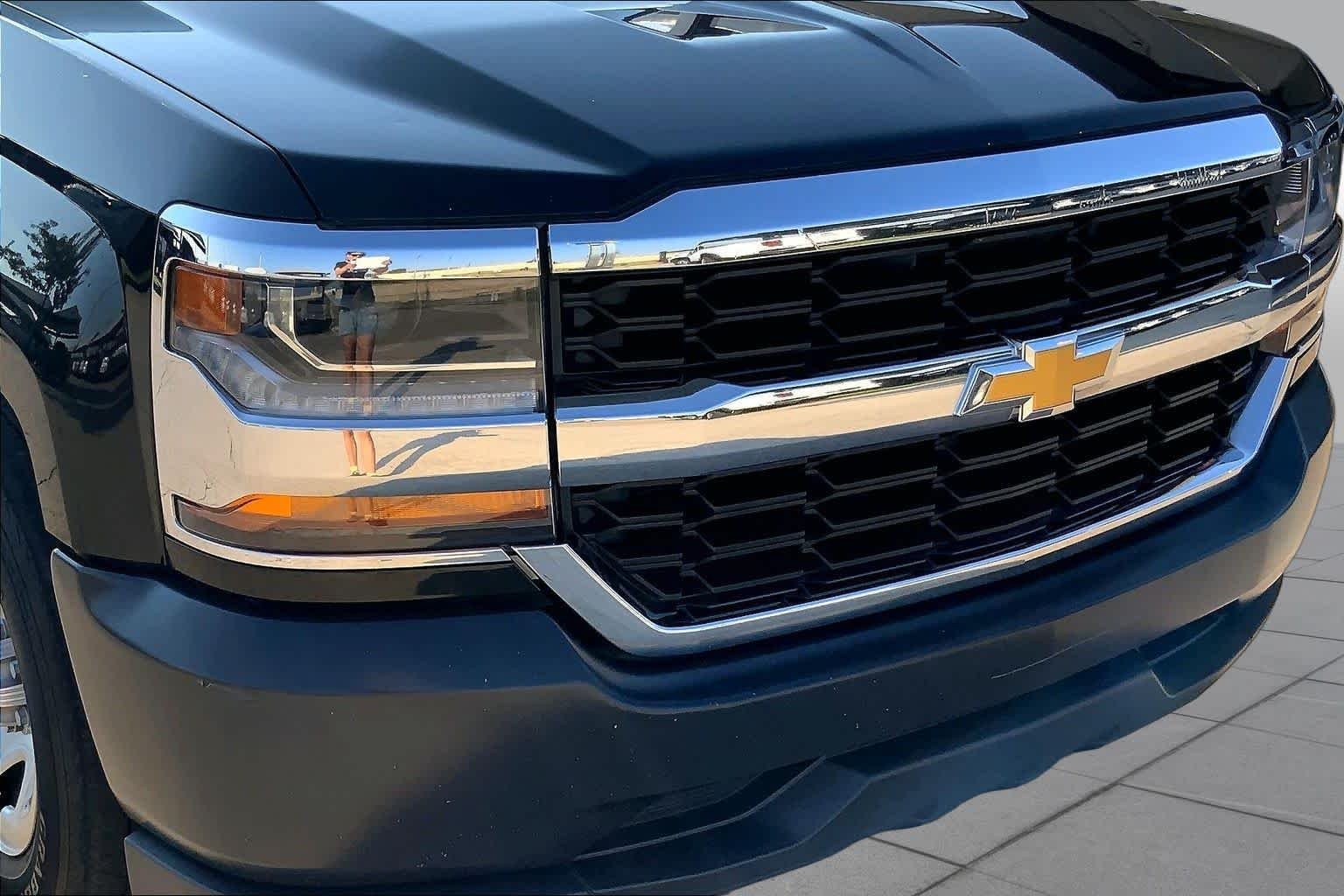 Used 2017 Black Chevrolet Work Truck image 28