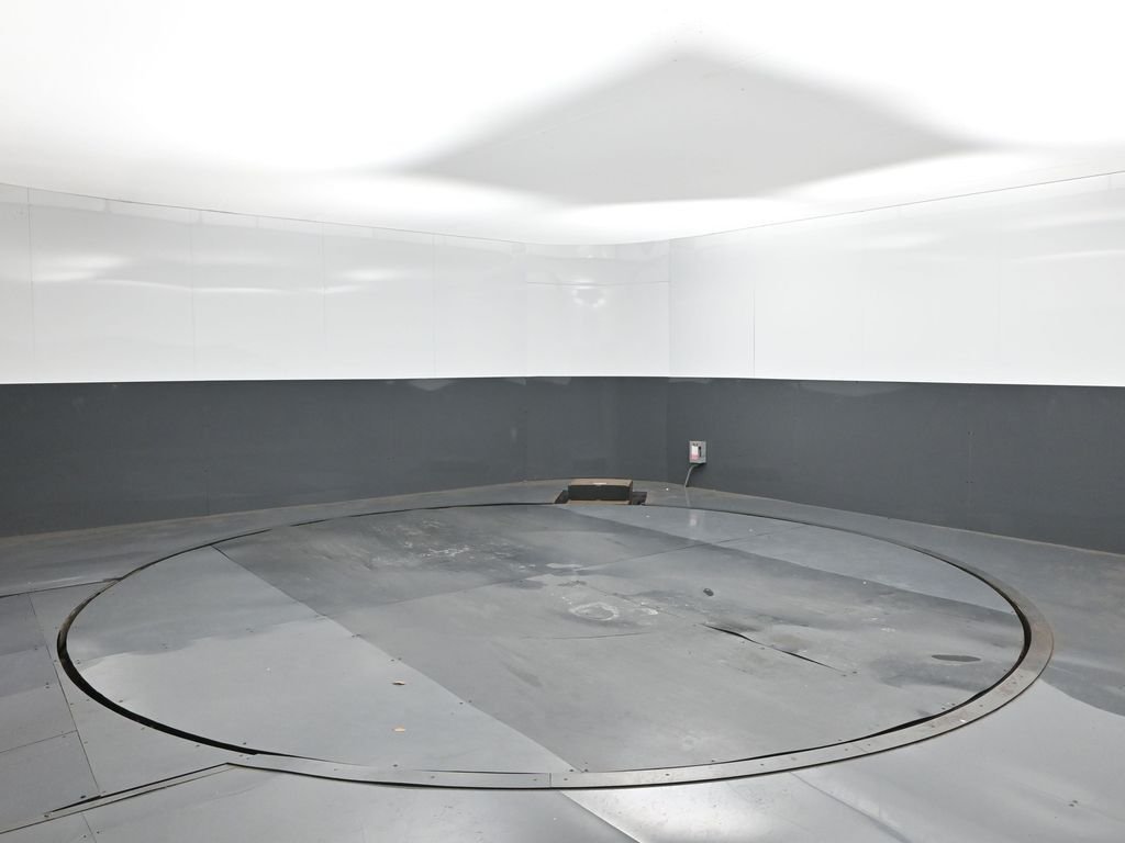 New 2026 Ceramic Gray Clear-Coat Exterior Paint RAM Tradesman image 5