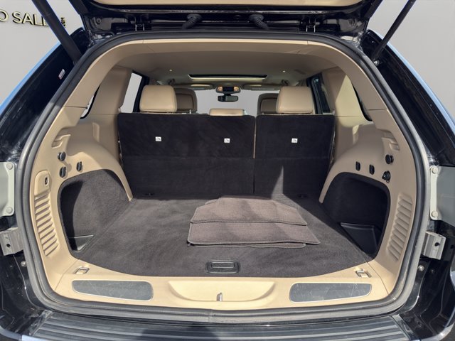 Used 2019 Diamond Black Crystal Pearlcoat Jeep Limited image 21