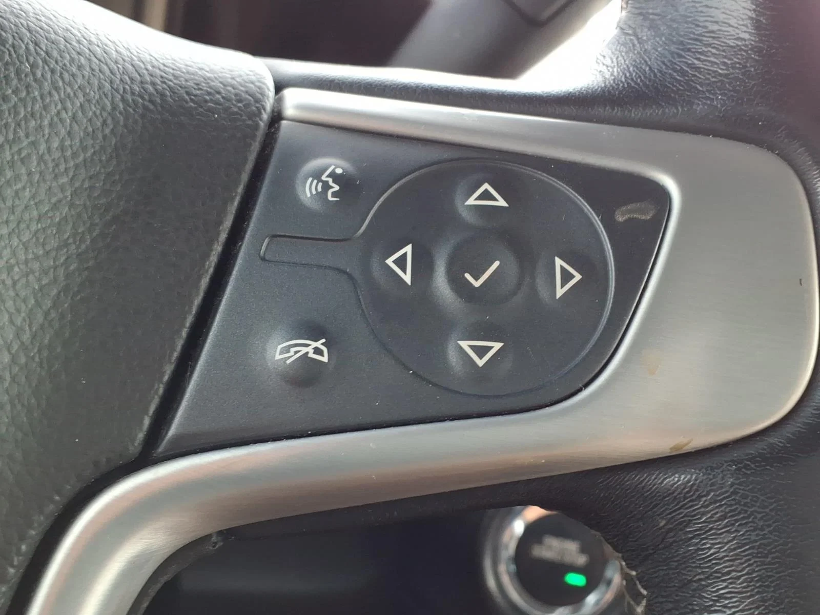 Used 2019 Onyx Black GMC SLT image 24