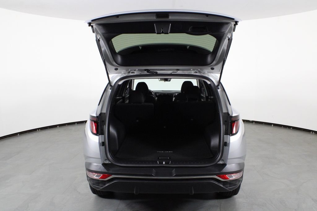 Certified Used 2023 Silver Hyundai SE image 17