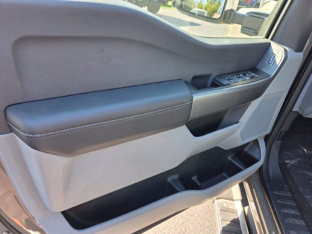 New 2027 Marsh Gray Metallic Ford F-250® XLT image 19