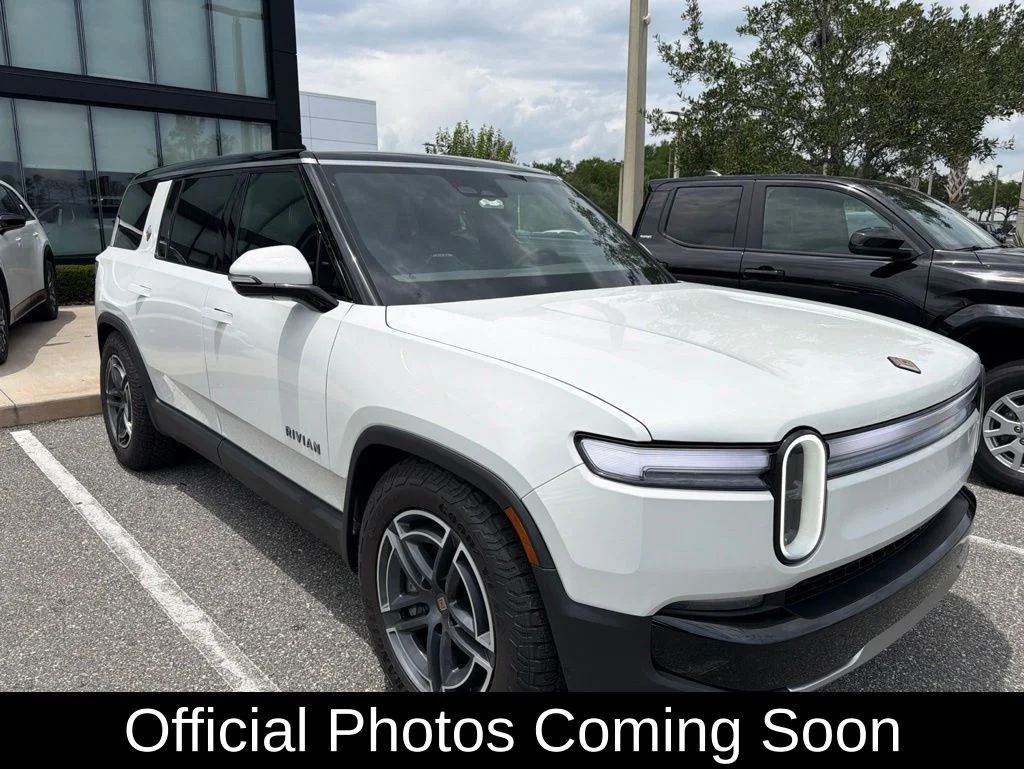 2025 Rivian R1S Adventure Dual Standard's photo