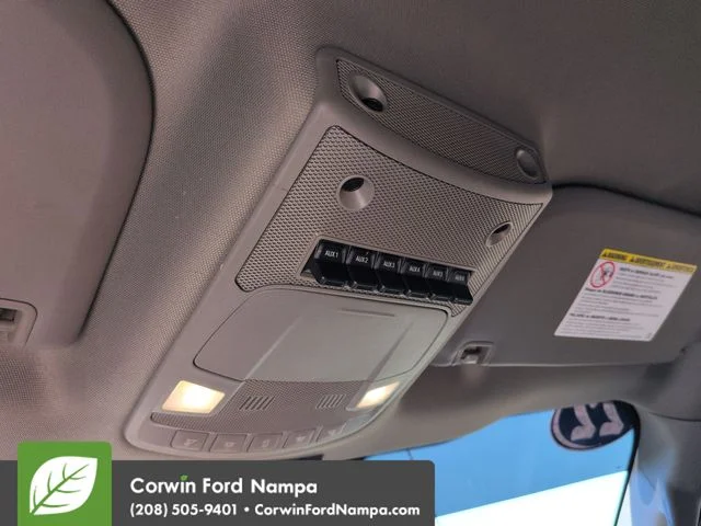 Used 2022 Black Metallic Ford  image 21