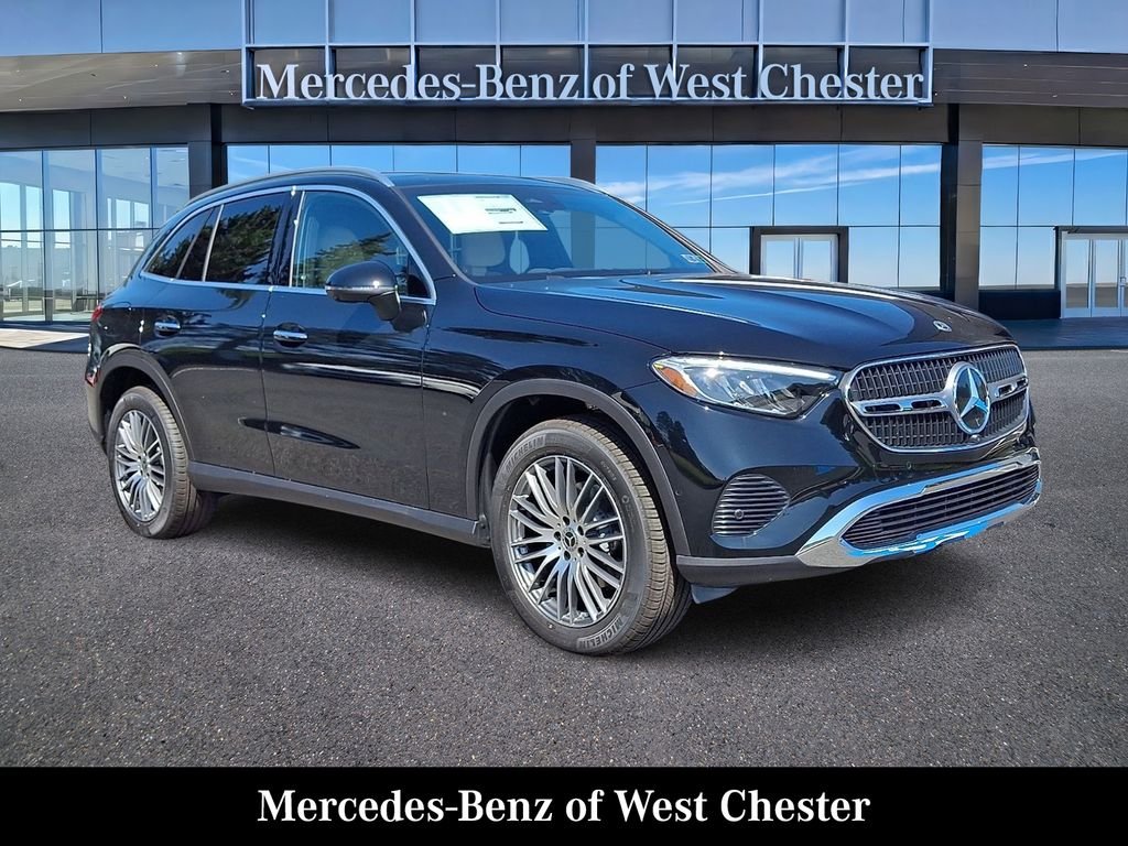 2027 Mercedes-Benz GLC 300 AWD 4MATIC® photo 1