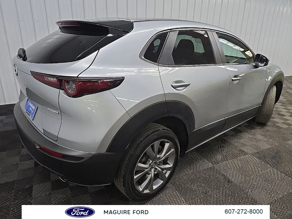 Used 2021 Silver Mazda Select image 12