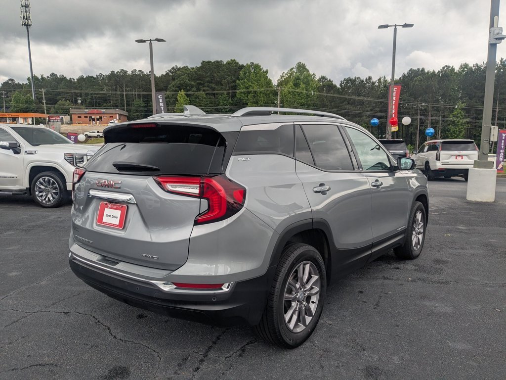 Used 2023 Sterling Metallic GMC SLT image 5