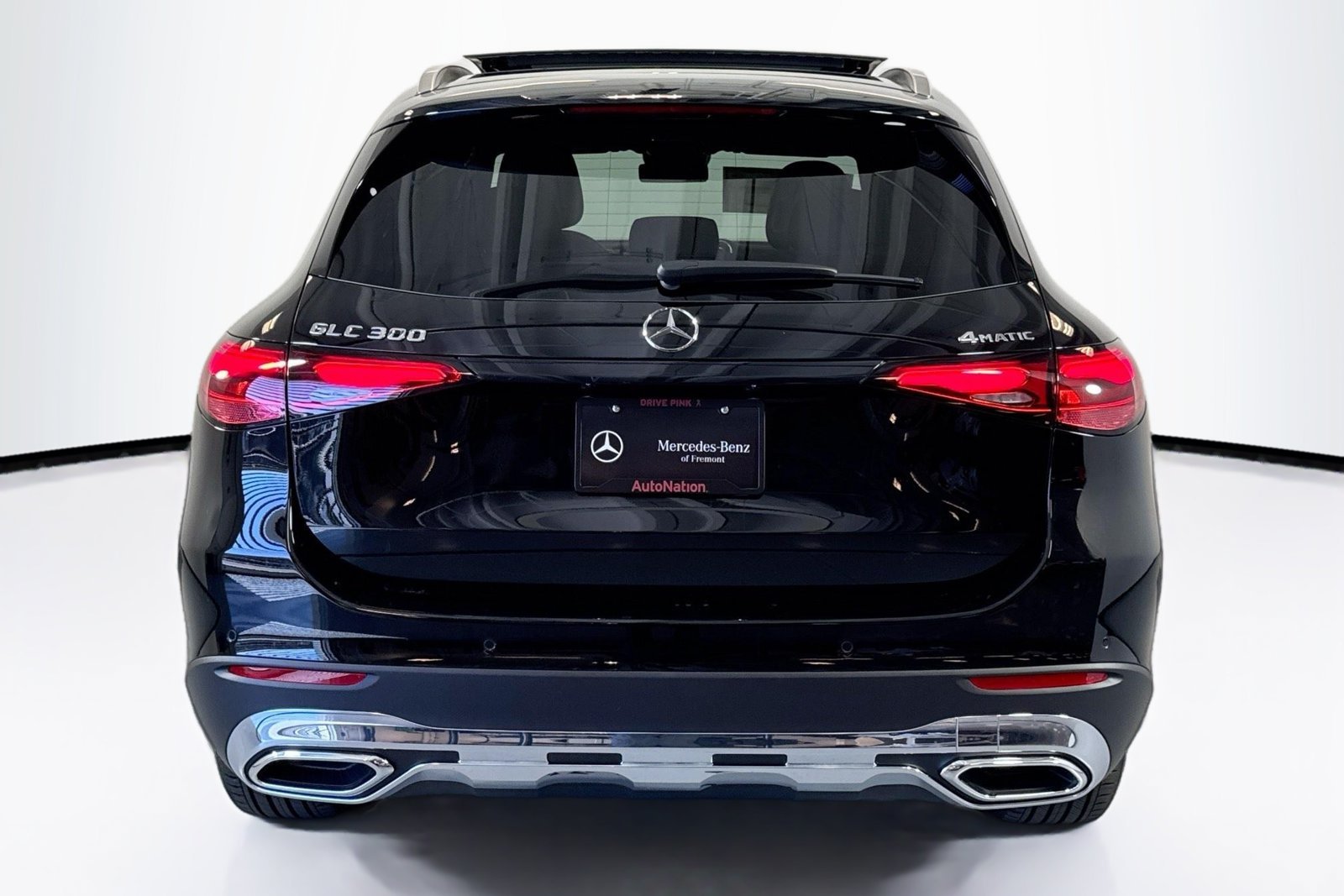 New 2026 Black Mercedes-Benz GLC 300 image 6