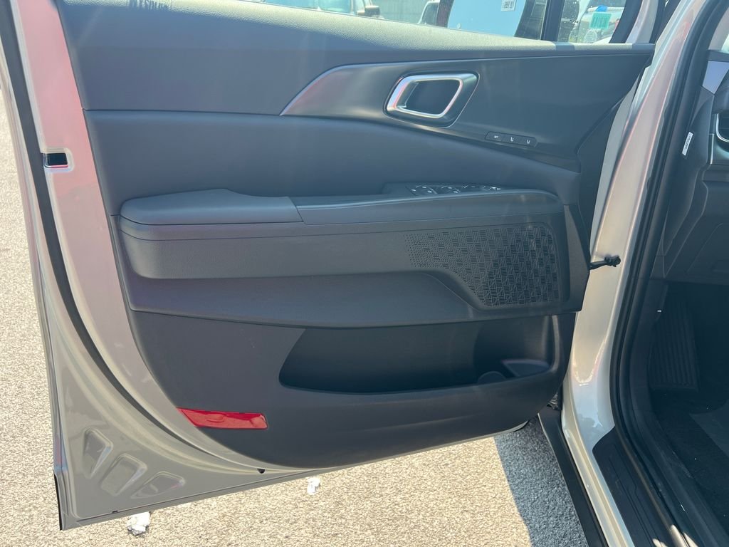New 2027 Silver Kia SX image 12