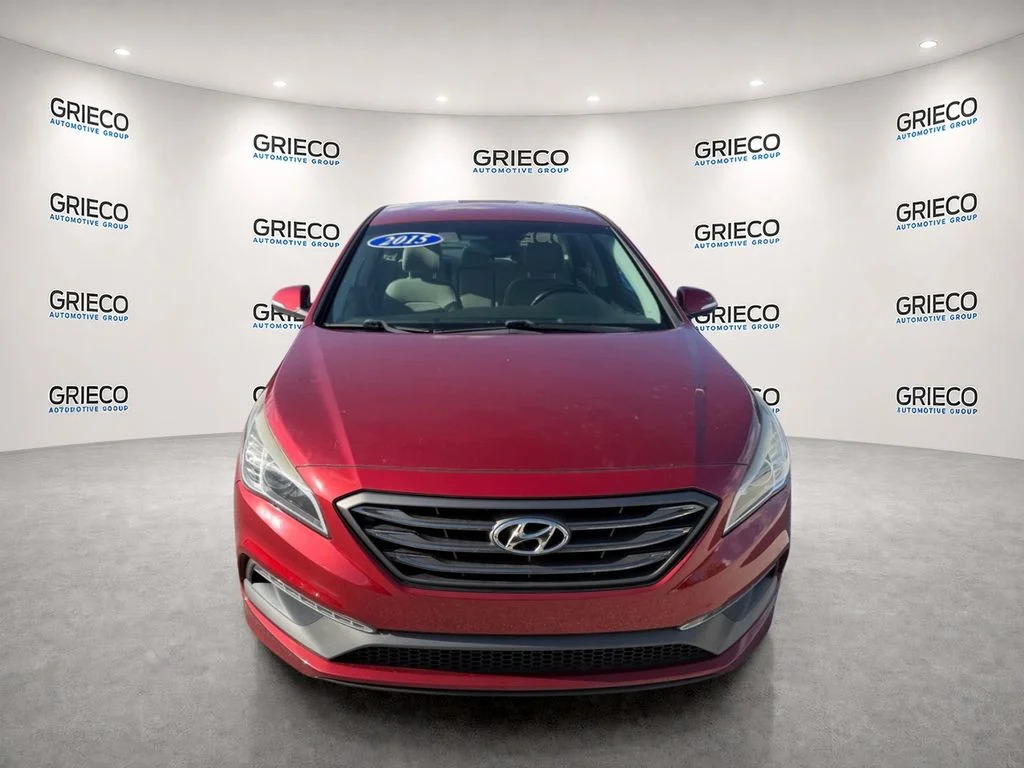 Used 2015 Red Hyundai Sport image 2