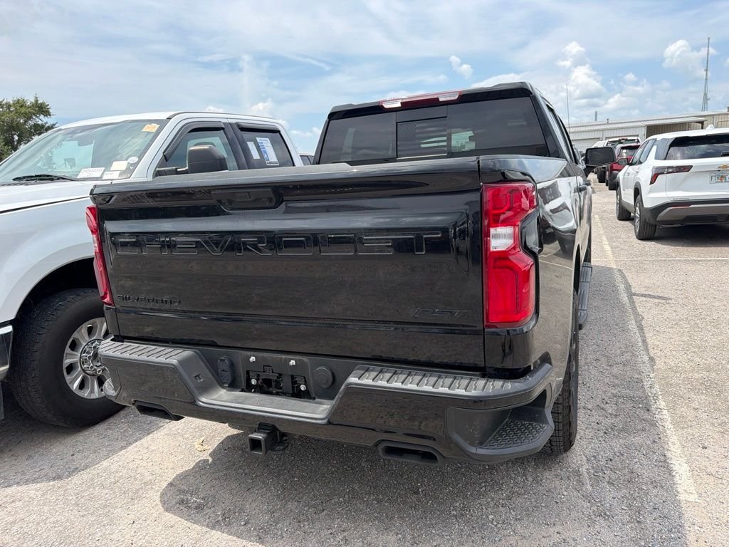 Used 2025 Black Chevrolet RST image 7