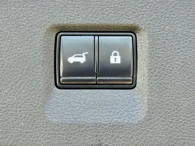 Used 2022 Gray INFINITI LUXE image 38