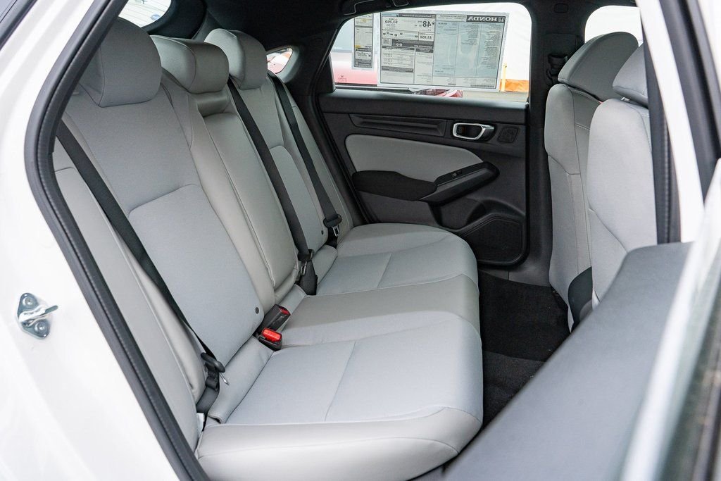 2026 Honda Civic Hatchback Sport - Photo 14