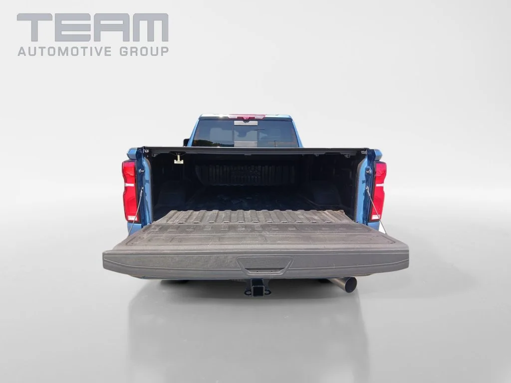 Used 2024 Lakeshore Blue Metallic Chevrolet High Country image 31