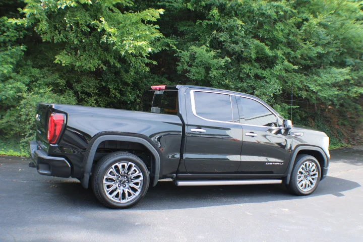 Certified Used 2025 Onyx Black GMC Denali Ultimate image 2