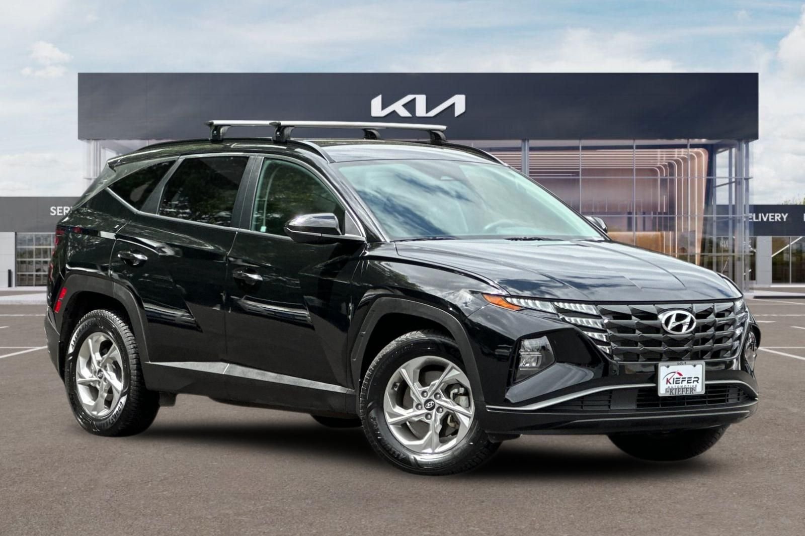 Used 2024 Black Hyundai SEL image 2