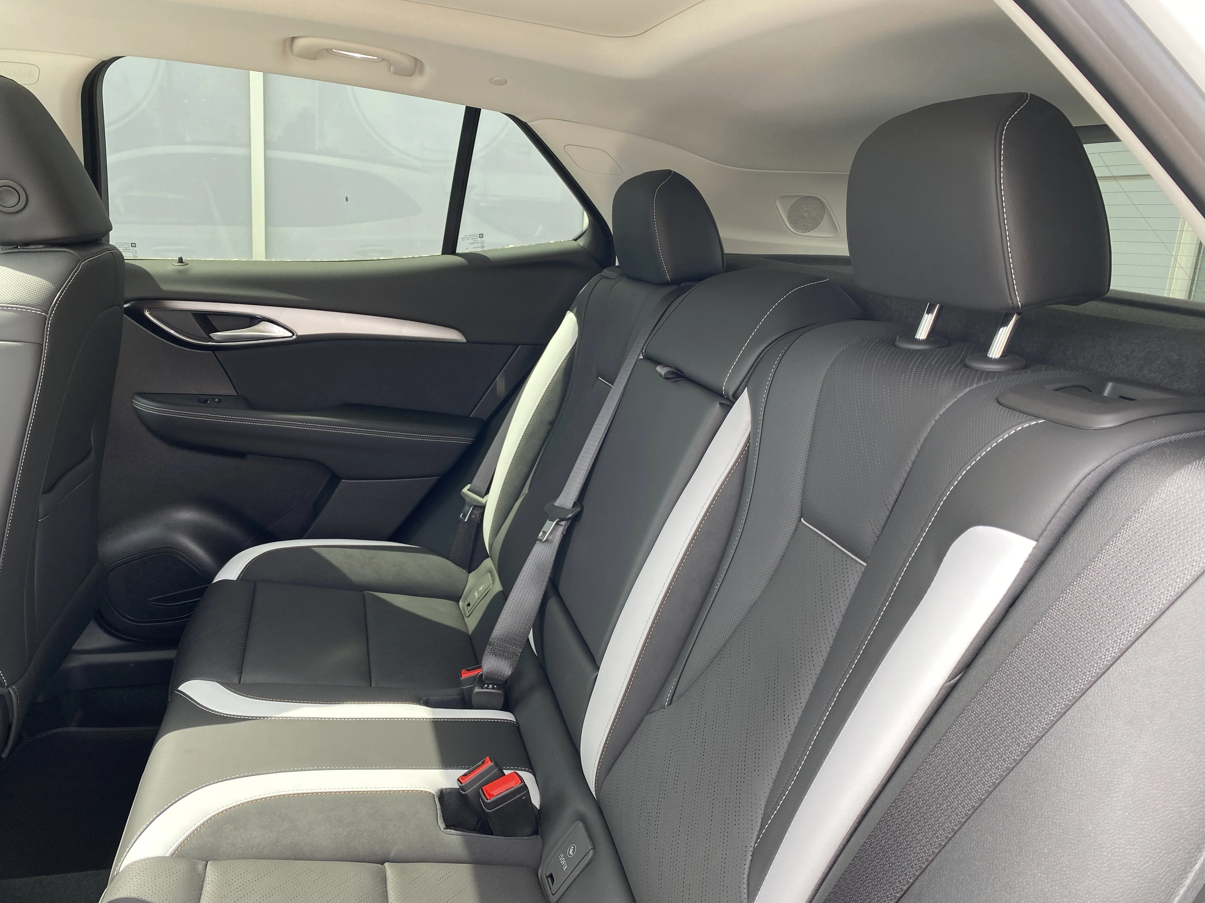 New 2026 Summit White Buick Sport Touring image 29