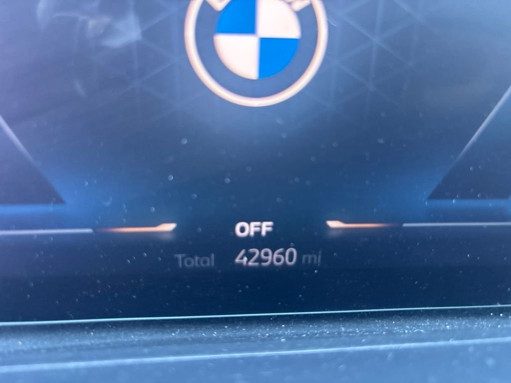 Certified Used 2024 White Metallic BMW xDrive40i image 8